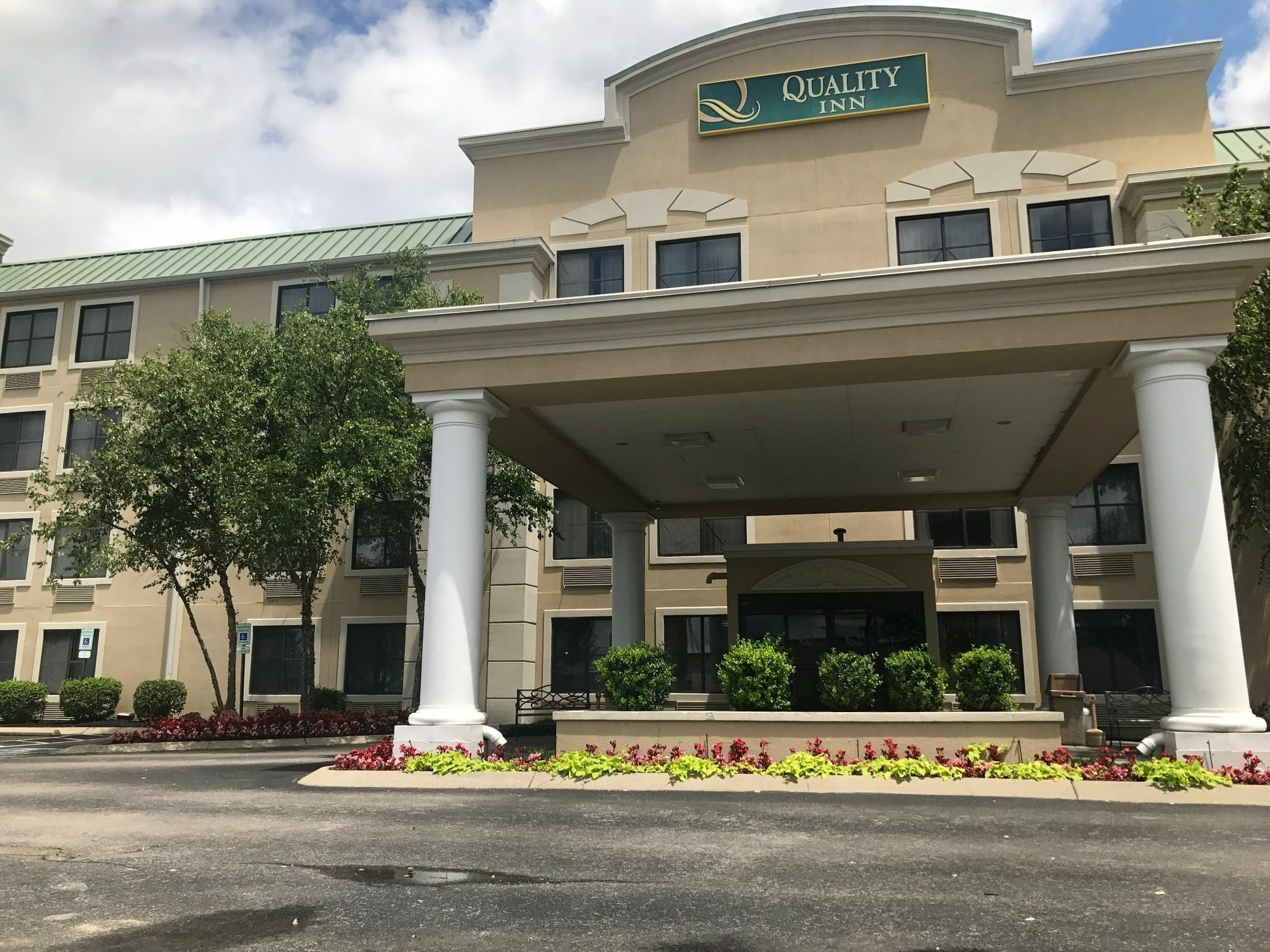 Quality Inn Murfreesboro - University Area Exterior foto